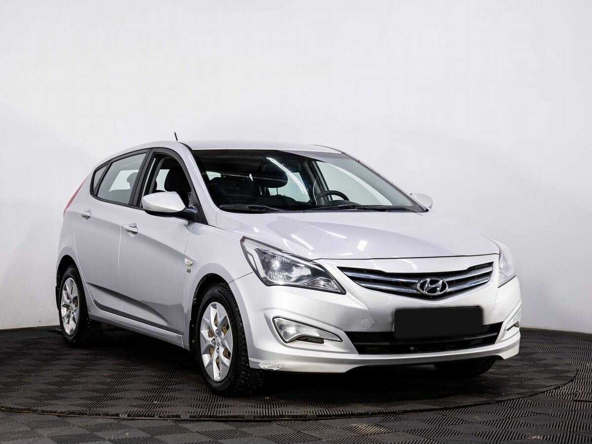 Купить Hyundai Solaris с пробегом. Фото: #2