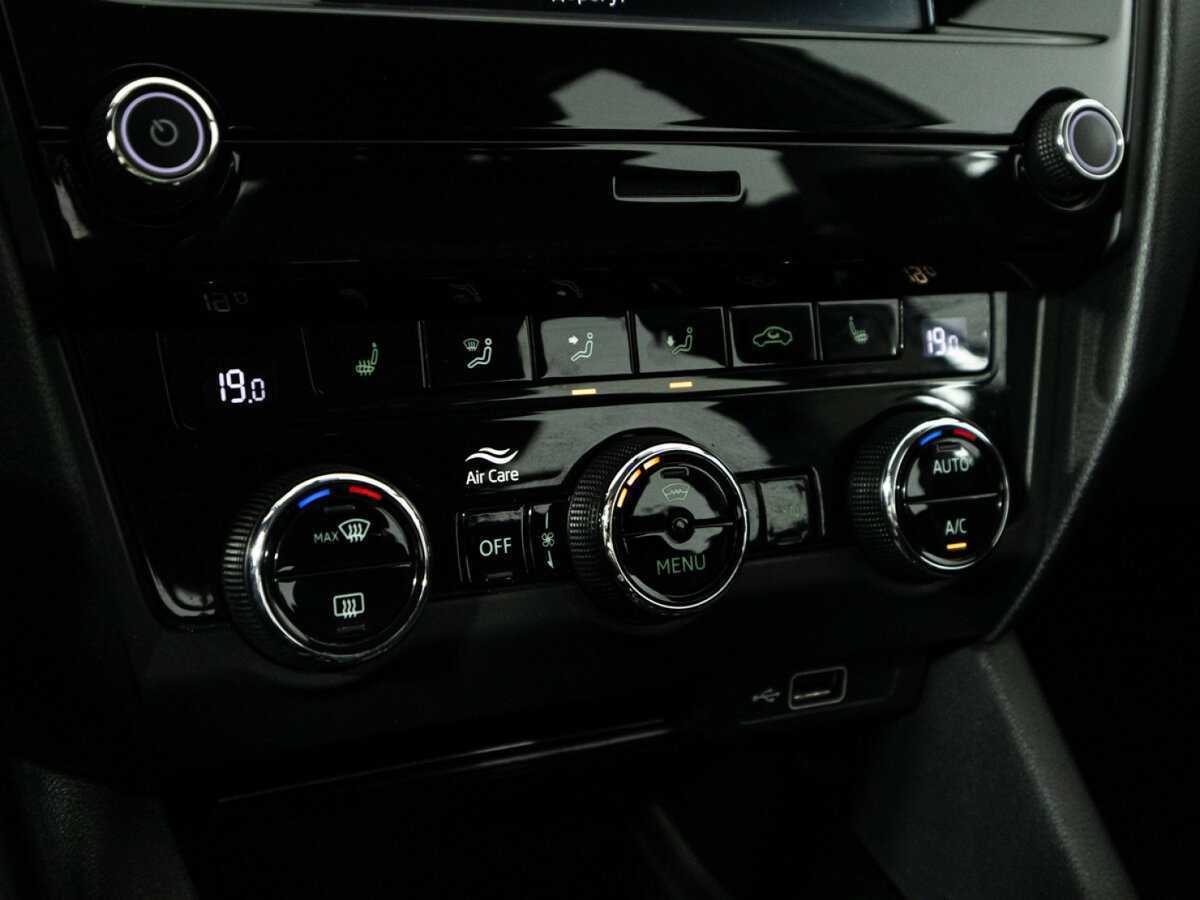 Купить Skoda Octavia с пробегом. Фото: #16