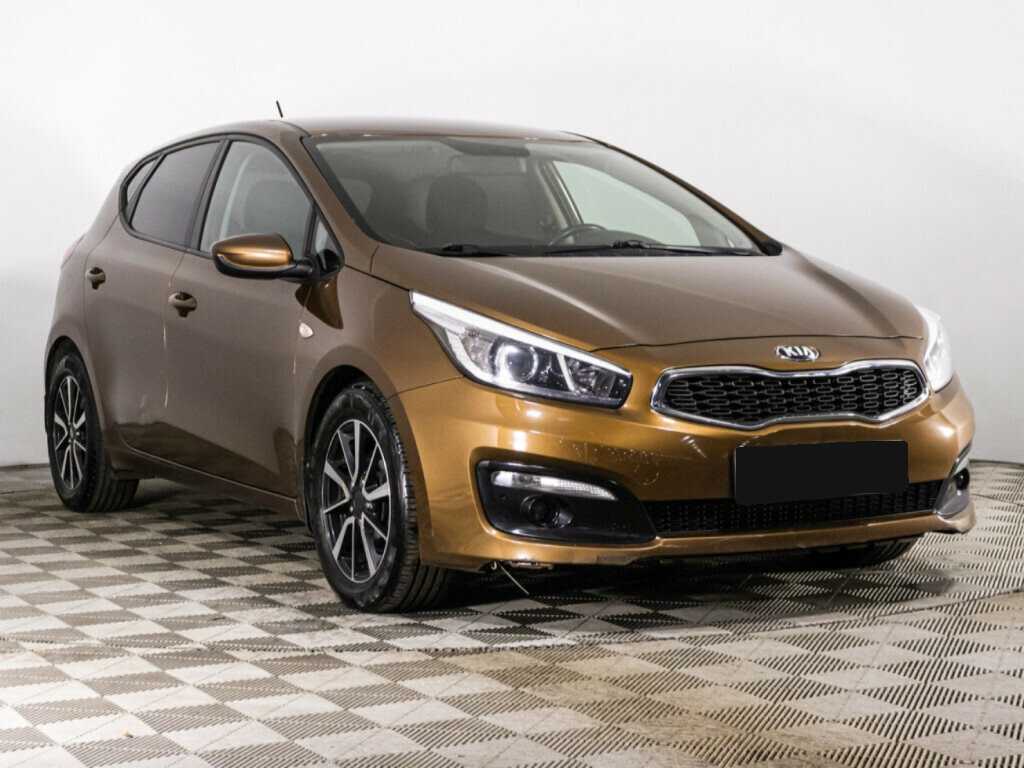 Купить Kia Ceed с пробегом. Фото: #2