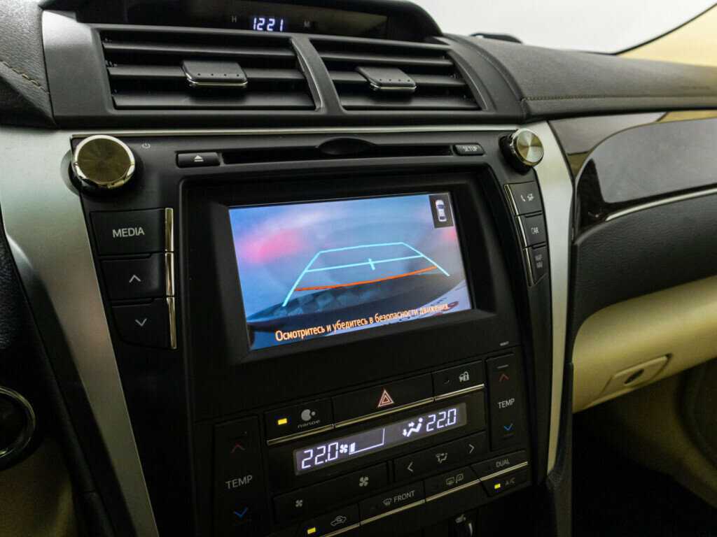 Купить Toyota Camry с пробегом. Фото: #13