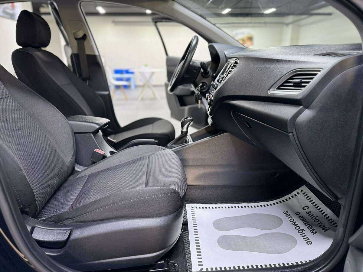 Купить Hyundai Solaris с пробегом. Фото: #18