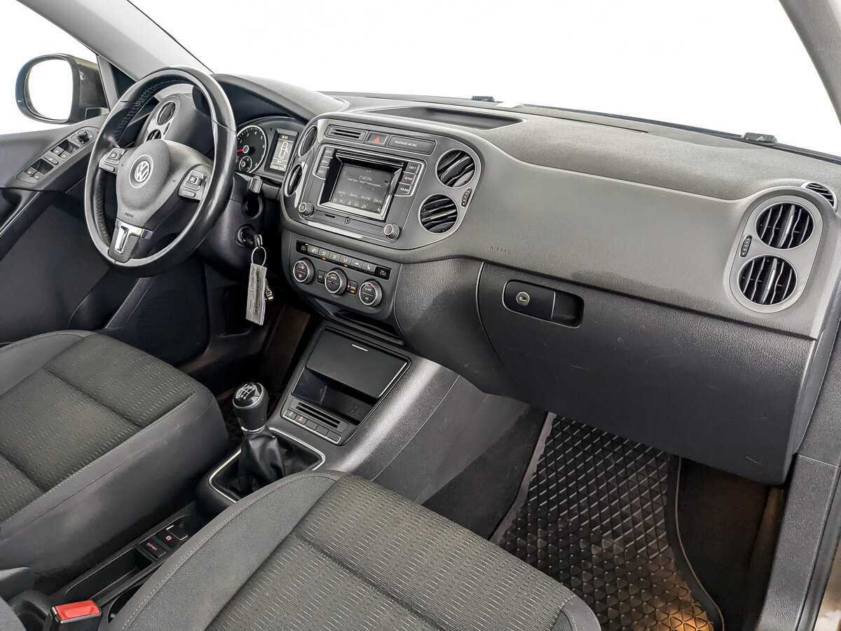 Купить Volkswagen Tiguan с пробегом. Фото: #10