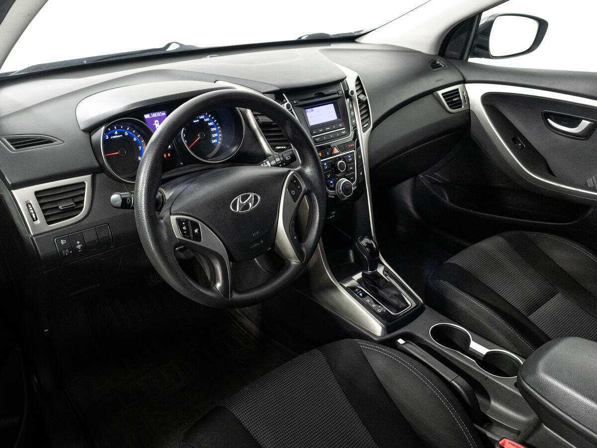 Купить Hyundai i30 с пробегом. Фото: #10