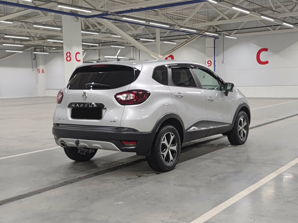 Купить Renault Kaptur с пробегом. Фото: #4