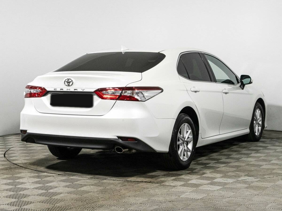 Купить Toyota Camry с пробегом. Фото: #4