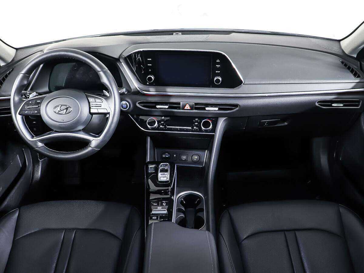 Купить Hyundai Sonata с пробегом. Фото: #9