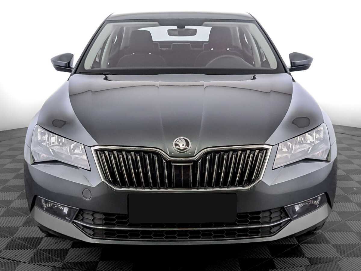 Купить Skoda Superb с пробегом. Фото: #1