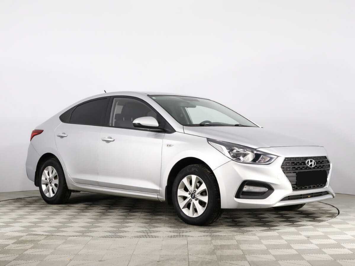 Купить Hyundai Solaris с пробегом. Фото: #2