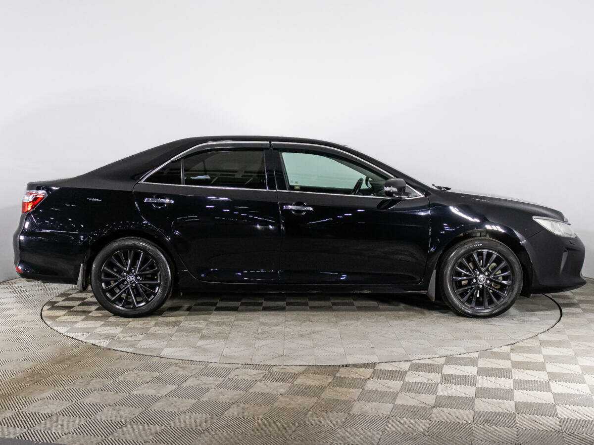 Купить Toyota Camry с пробегом. Фото: #3