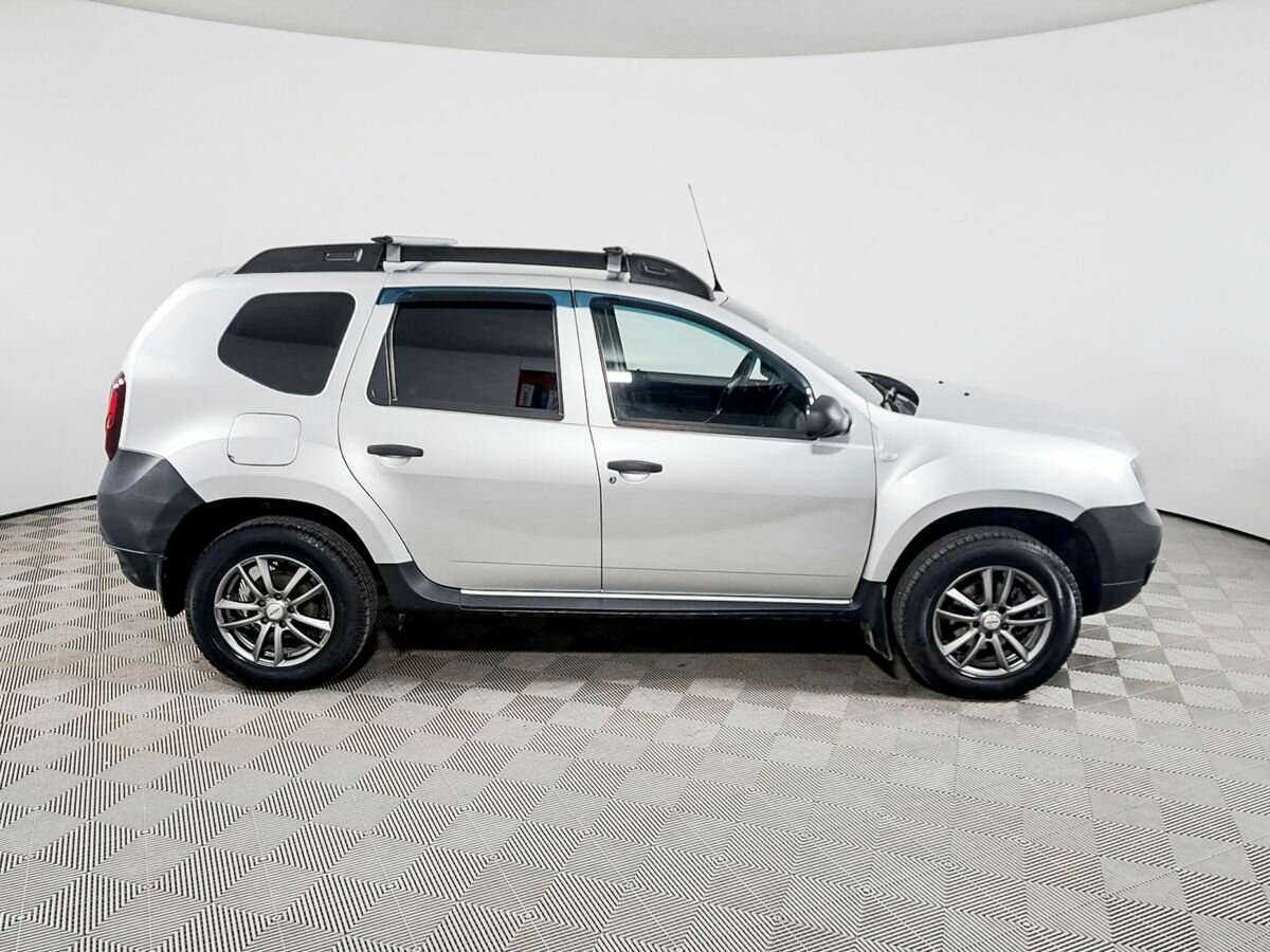 Купить Renault Duster с пробегом. Фото: #3