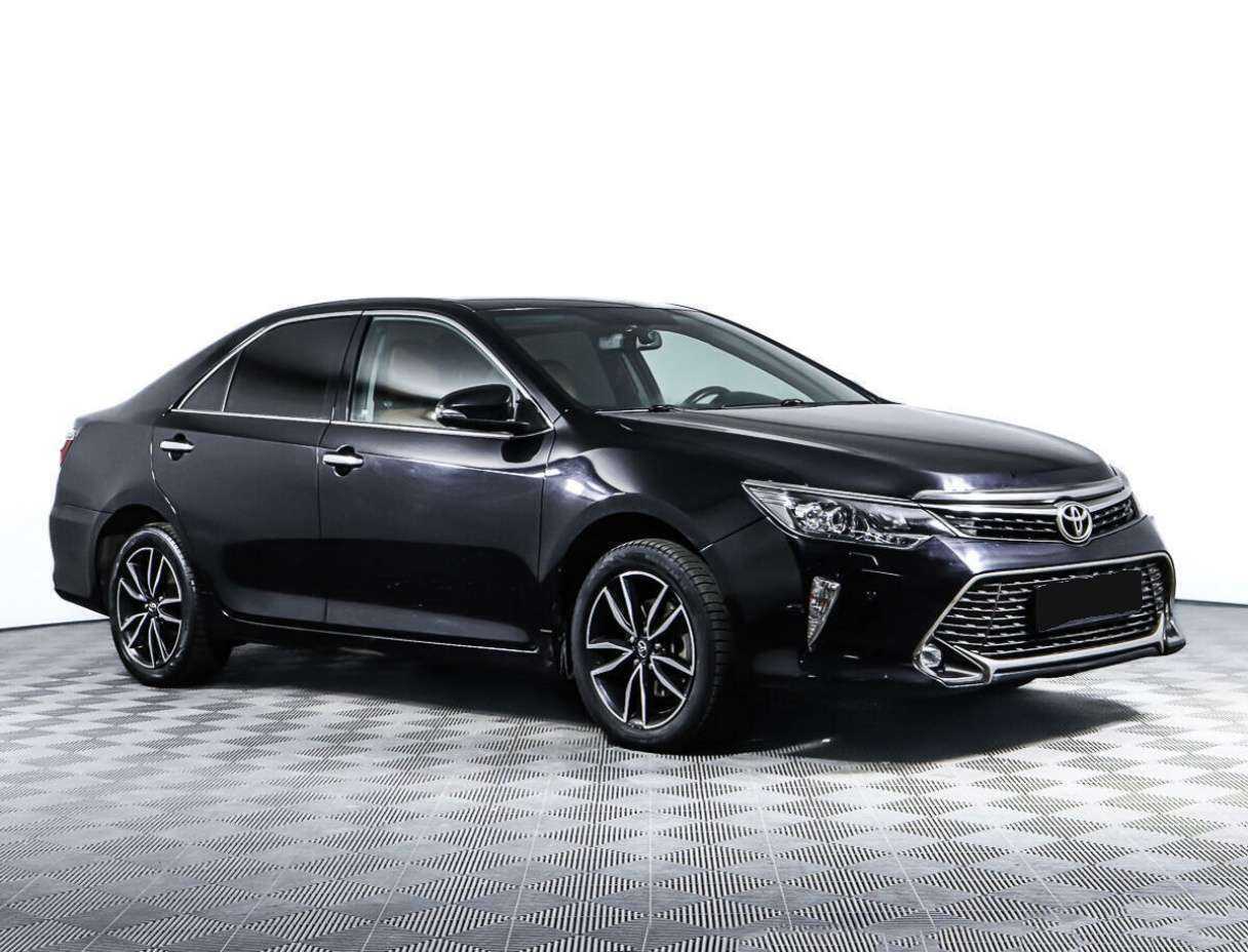 Купить Toyota Camry с пробегом. Фото: #2