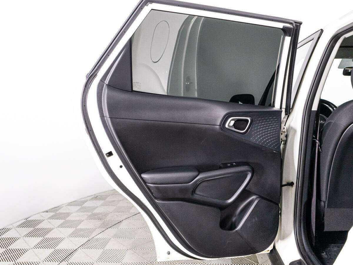 Купить Kia Soul с пробегом. Фото: #24