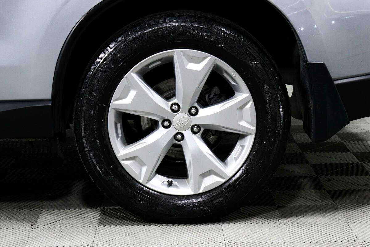 Купить Subaru Forester с пробегом. Фото: #13