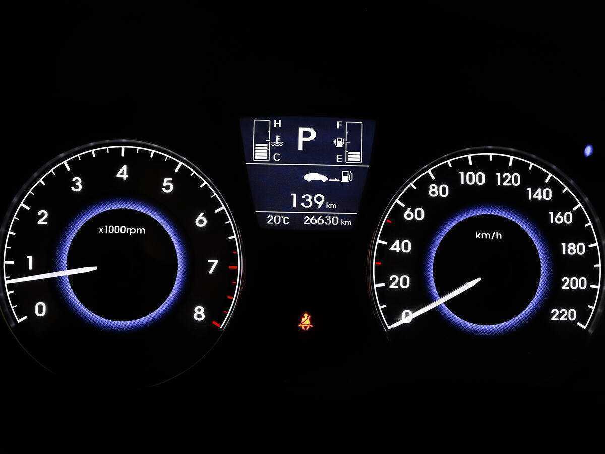 Купить Hyundai Solaris с пробегом. Фото: #8