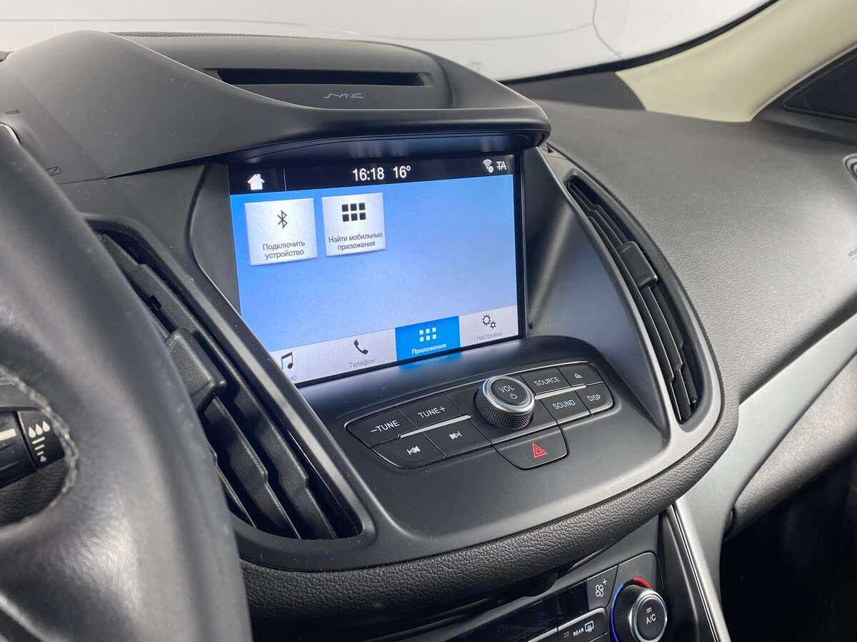 Купить Ford Kuga с пробегом. Фото: #10