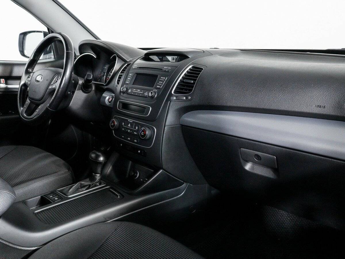Купить Kia Sorento с пробегом. Фото: #8