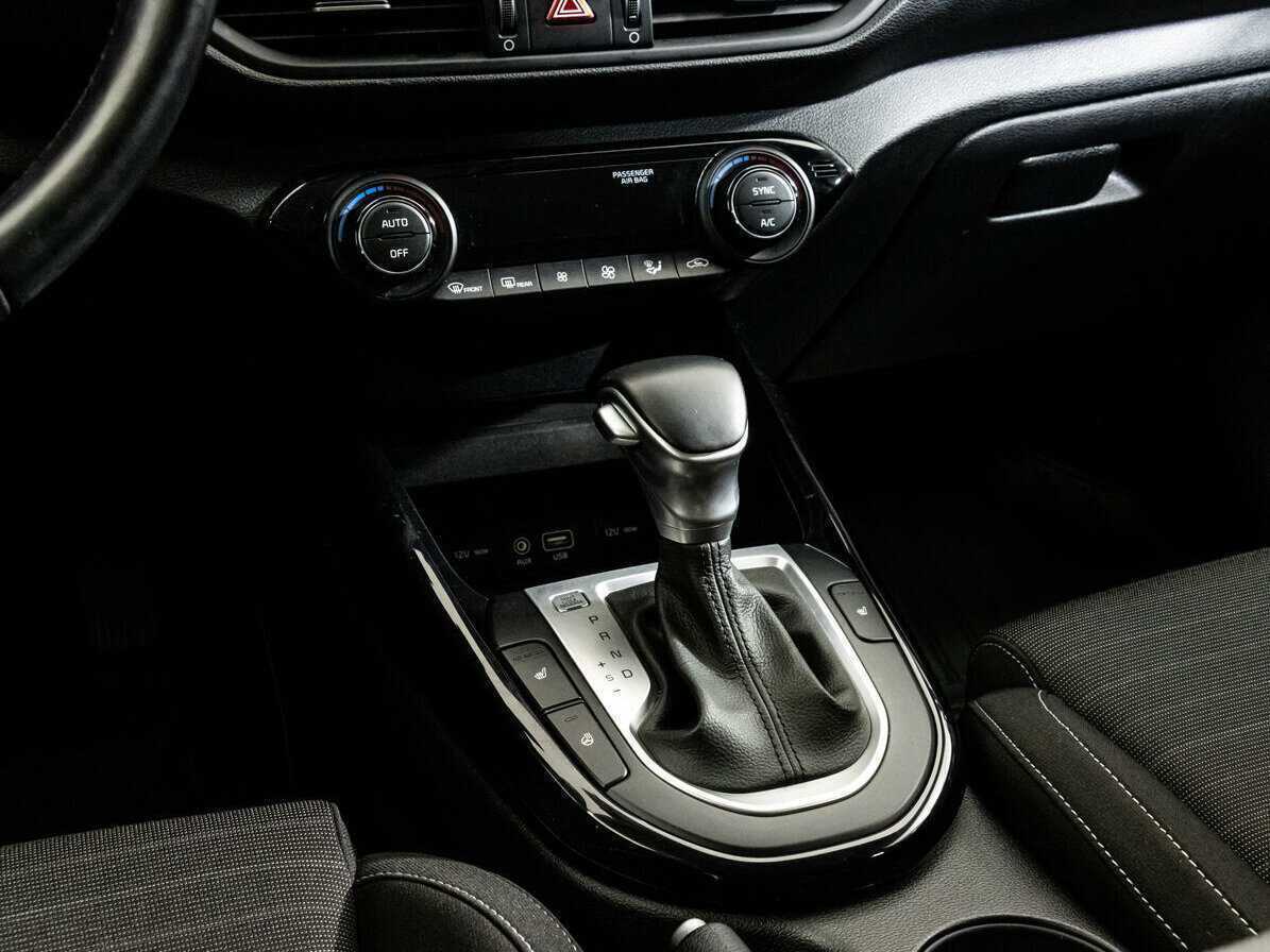 Купить Kia Cerato с пробегом. Фото: #13