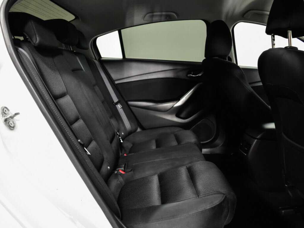 Купить Mazda 6 с пробегом. Фото: #9