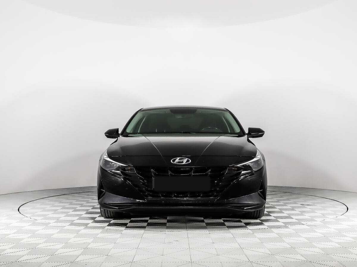 Купить Hyundai Elantra с пробегом. Фото: #1