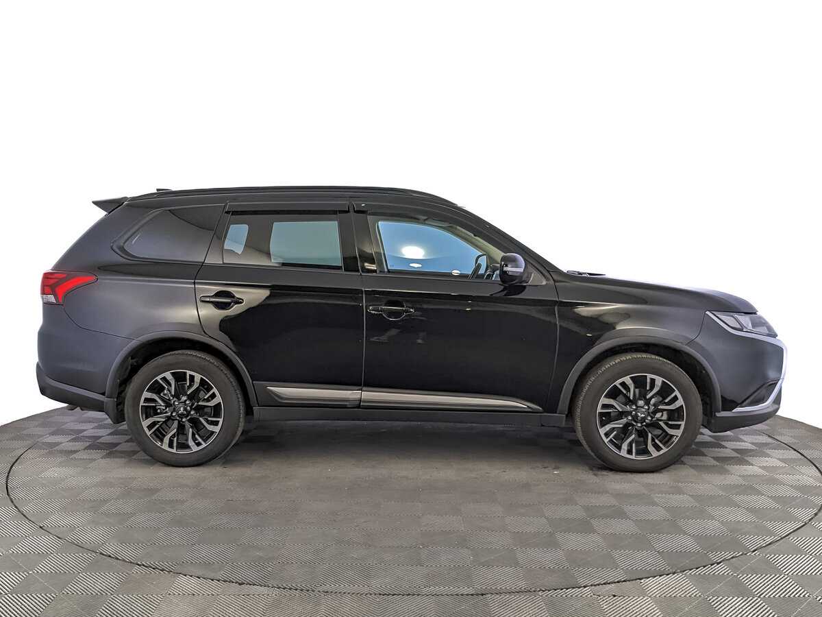 Купить Mitsubishi Outlander с пробегом. Фото: #3