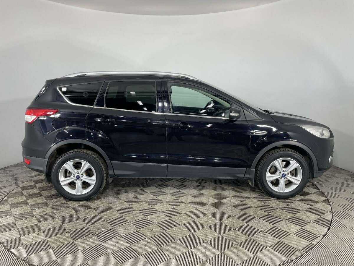 Купить Ford Kuga с пробегом. Фото: #3