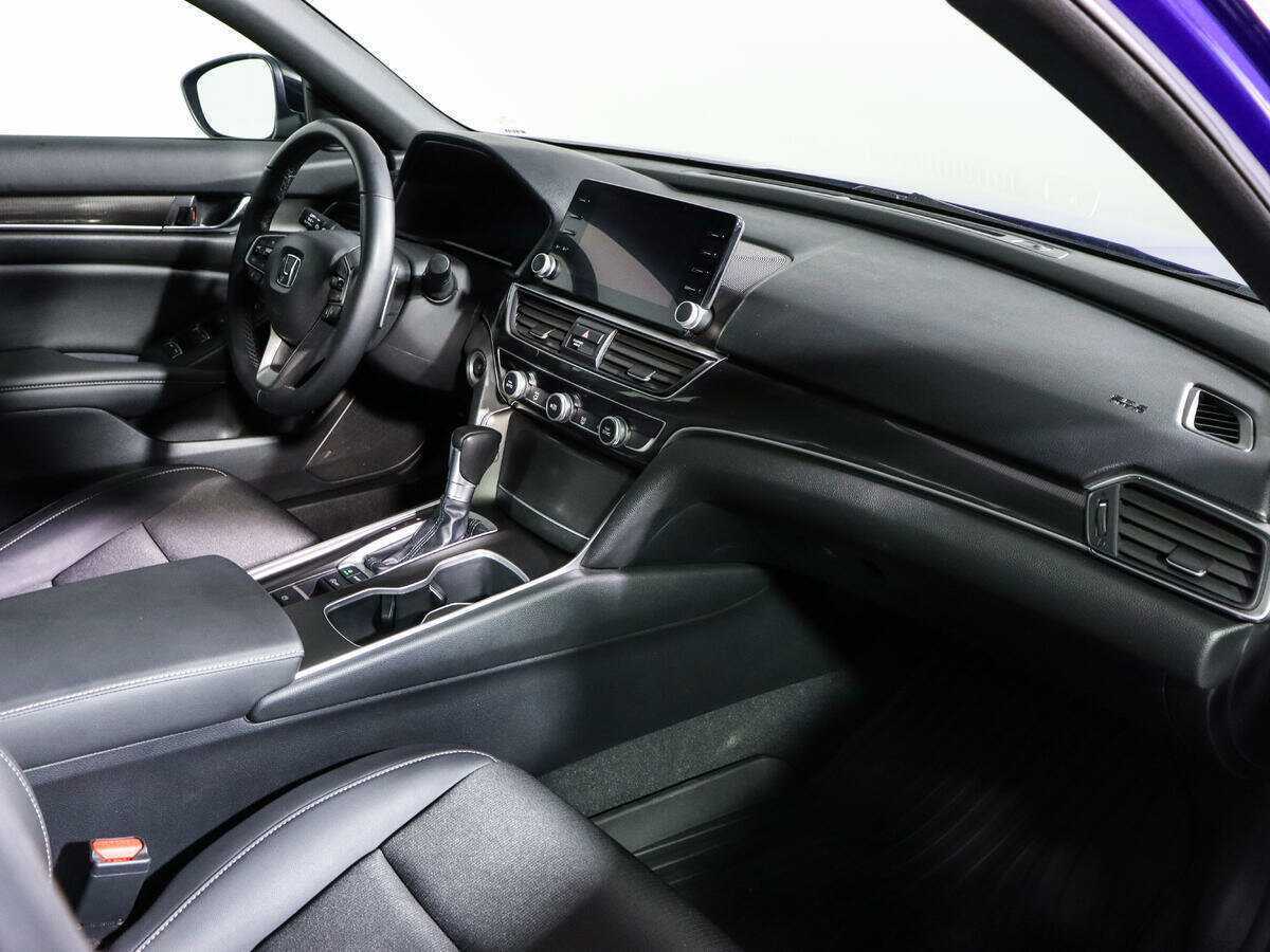 Купить Honda Accord с пробегом. Фото: #5
