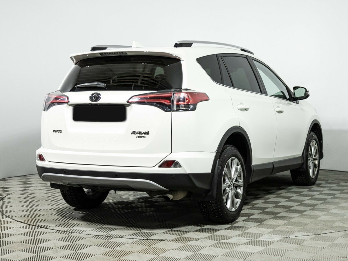 Купить Toyota RAV4 с пробегом. Фото: #3