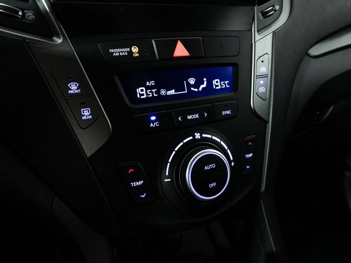 Купить Hyundai Santa Fe с пробегом. Фото: #16