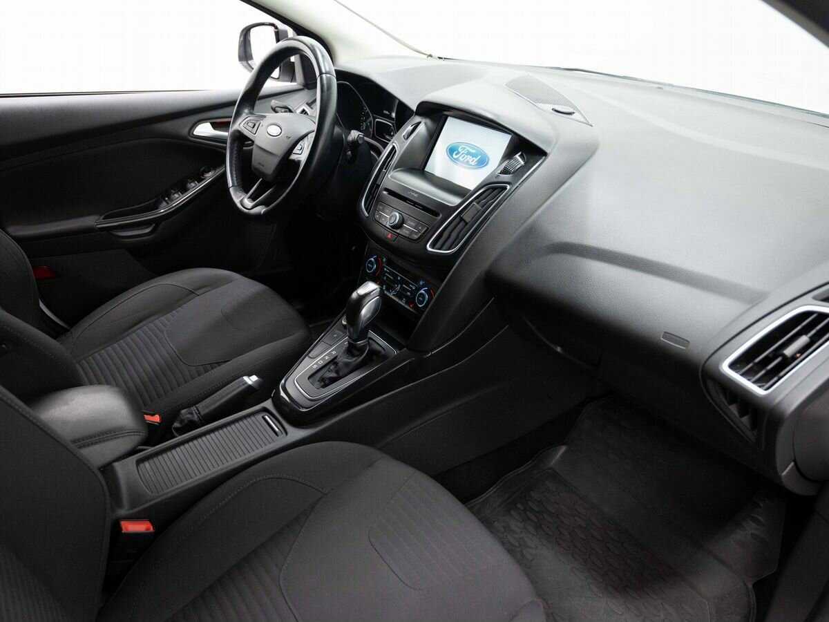 Купить Ford Focus с пробегом. Фото: #10
