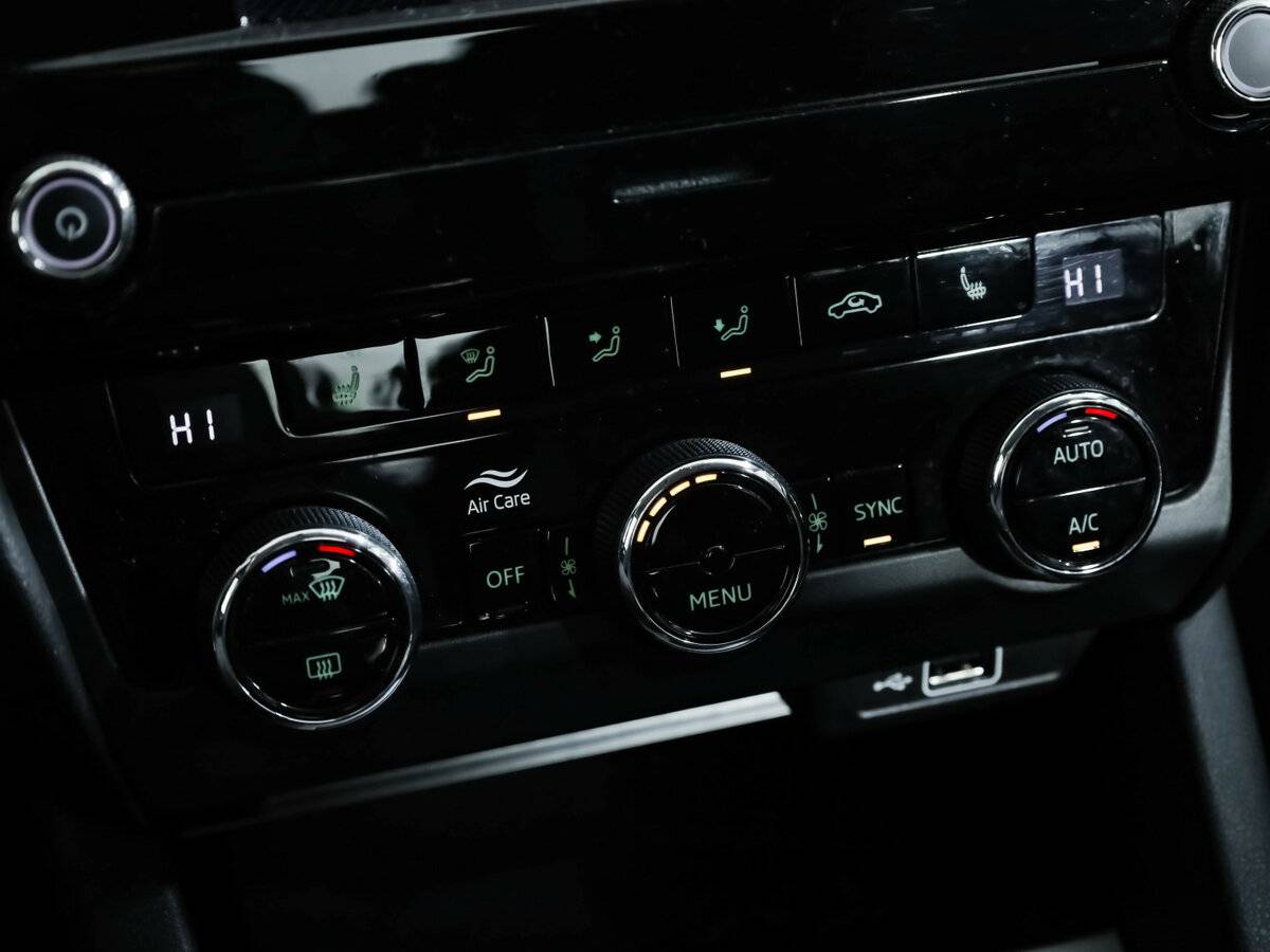 Купить Skoda Octavia с пробегом. Фото: #15