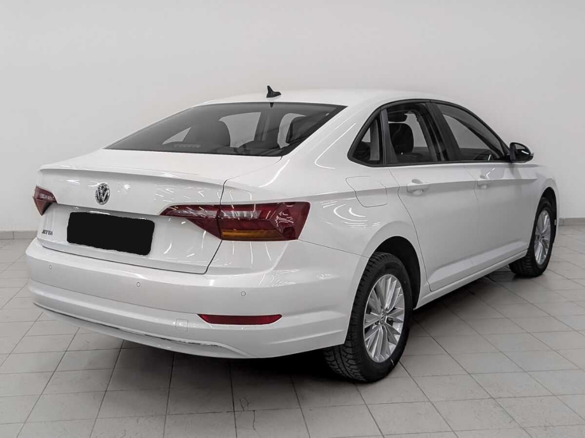 Купить Volkswagen Jetta с пробегом. Фото: #4