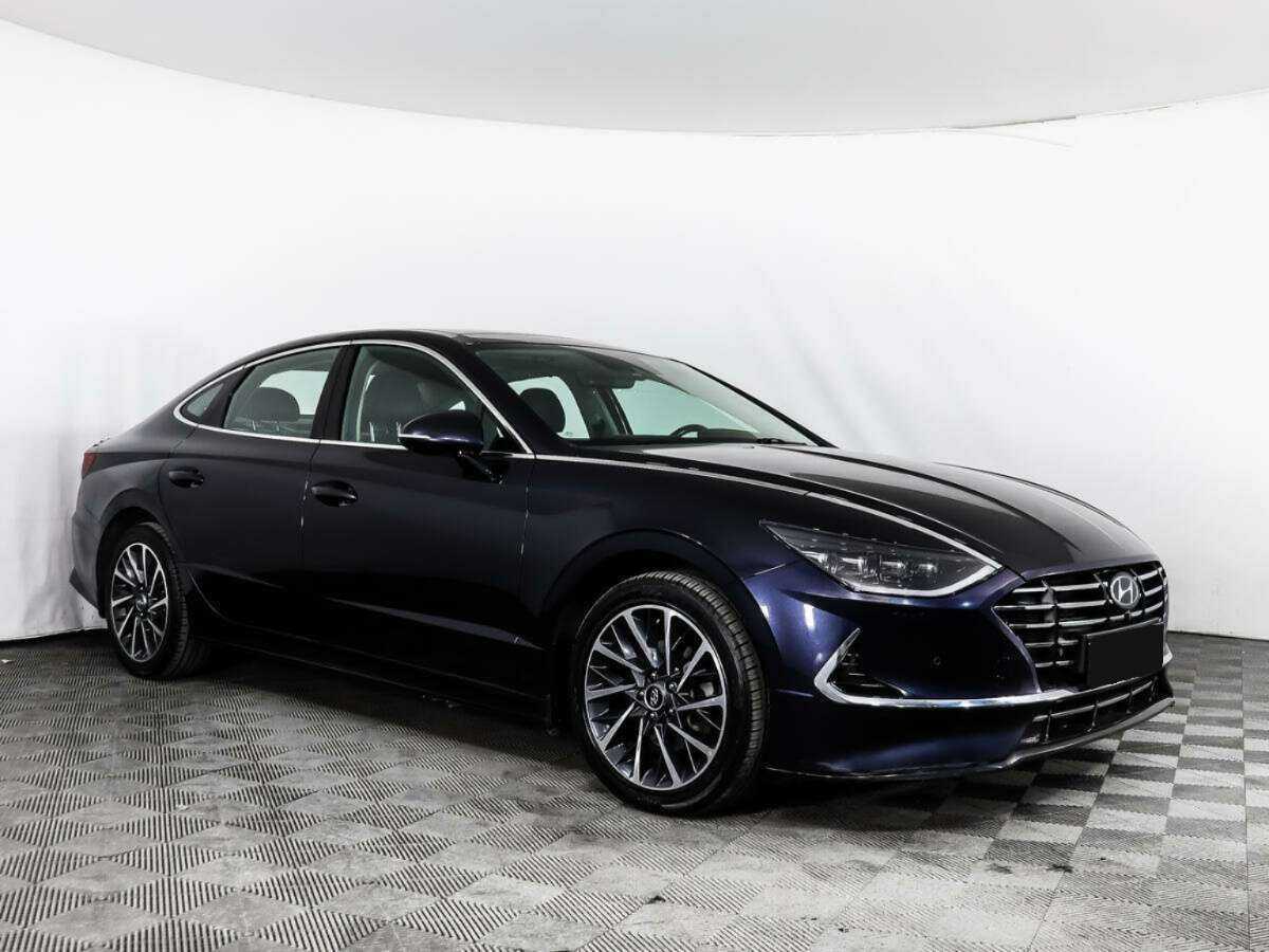 Купить Hyundai Sonata с пробегом. Фото: #2