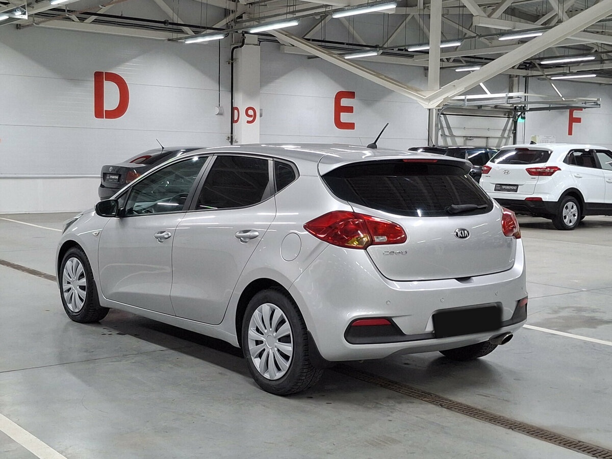 Купить Kia Ceed с пробегом. Фото: #6