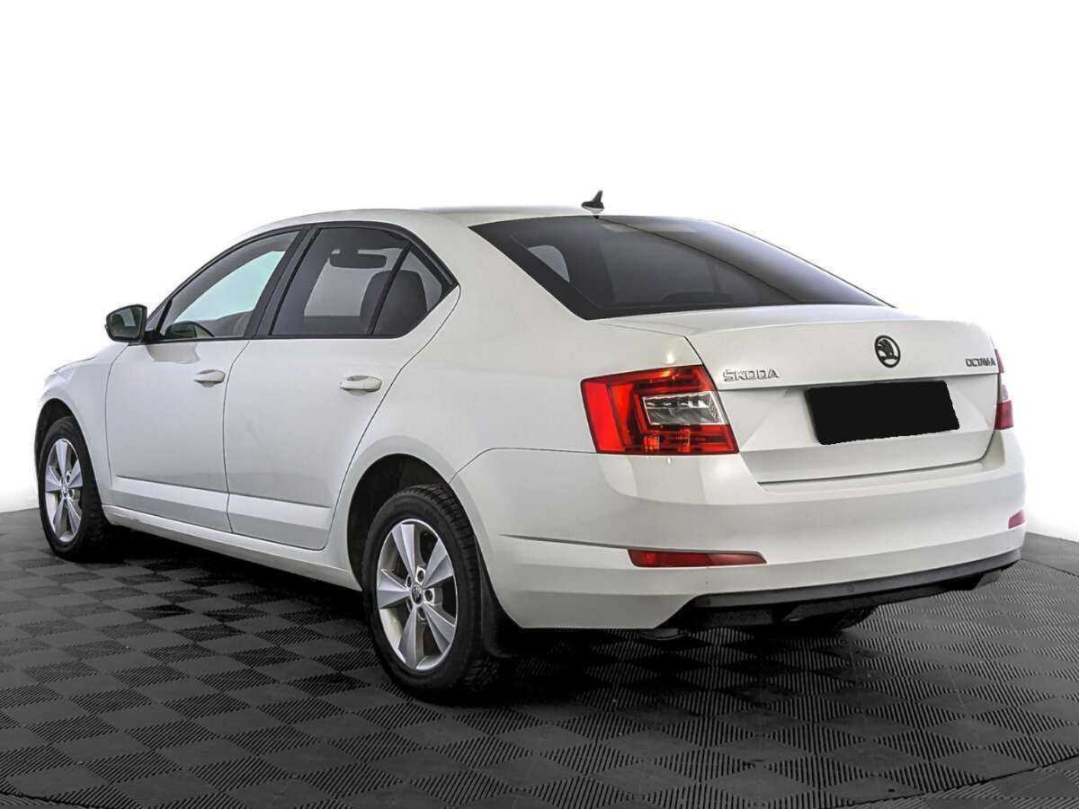 Купить Skoda Octavia с пробегом. Фото: #5