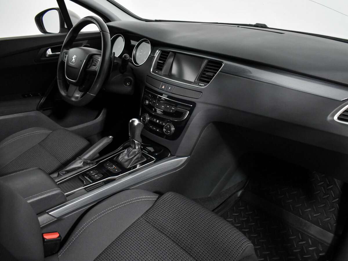 Купить Peugeot 508 с пробегом. Фото: #16