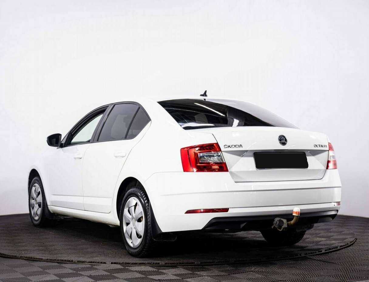 Купить Skoda Octavia с пробегом. Фото: #3