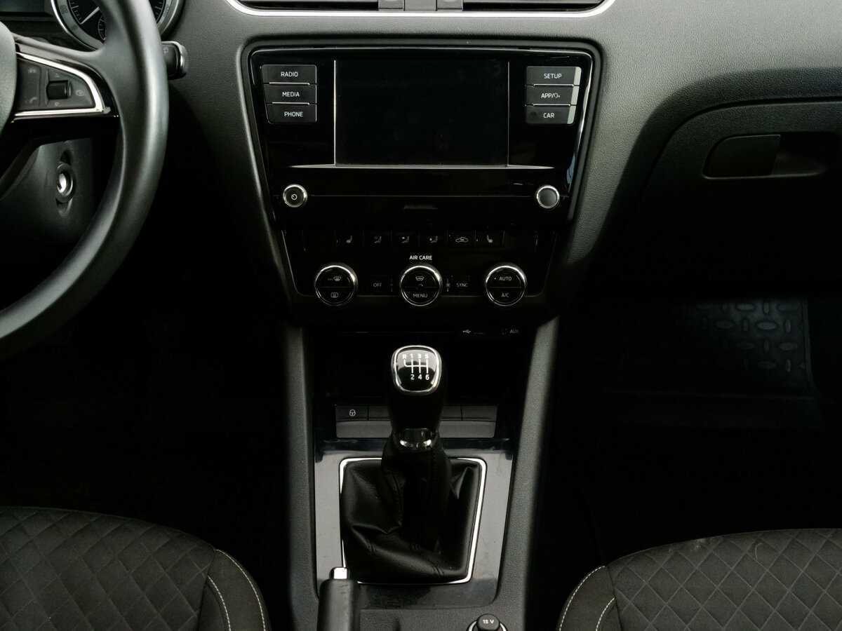 Купить Skoda Octavia с пробегом. Фото: #10