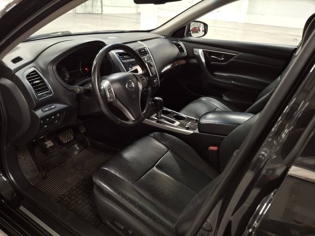 Купить Nissan Teana с пробегом. Фото: #15