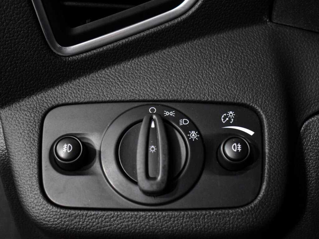 Купить Ford Kuga с пробегом. Фото: #9