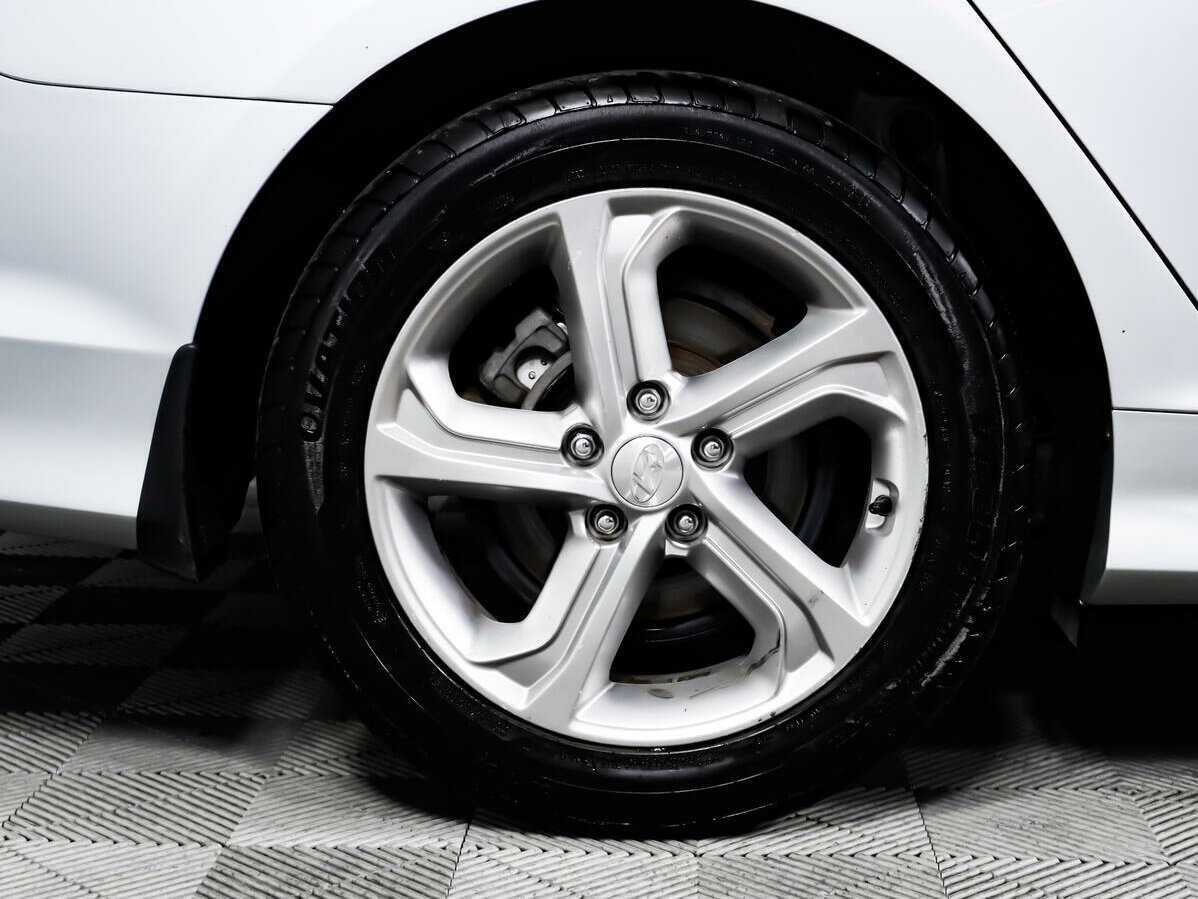 Купить Hyundai Sonata с пробегом. Фото: #13