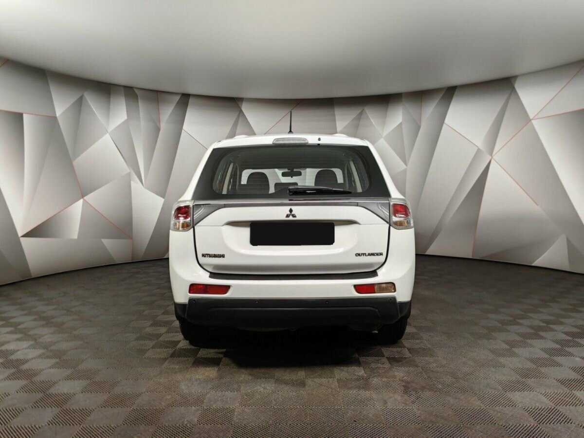 Купить Mitsubishi Outlander с пробегом. Фото: #7