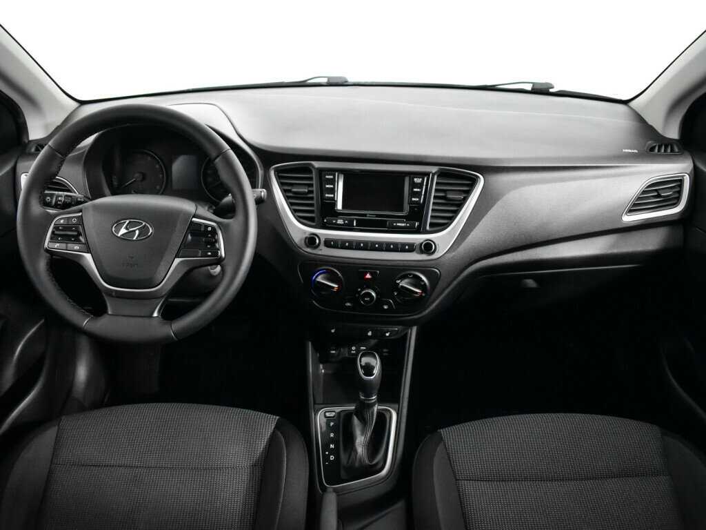Купить Hyundai Solaris с пробегом. Фото: #11