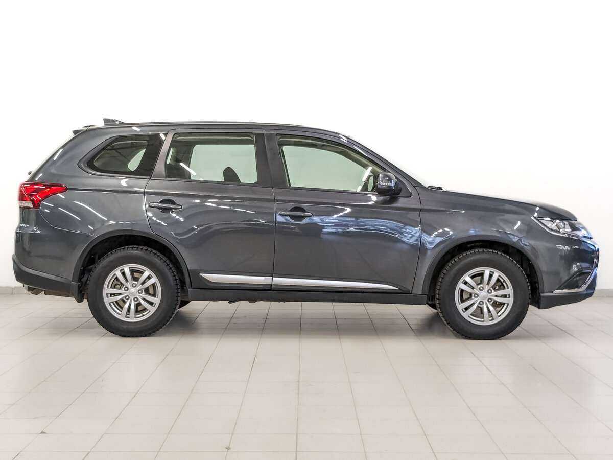 Купить Mitsubishi Outlander с пробегом. Фото: #3