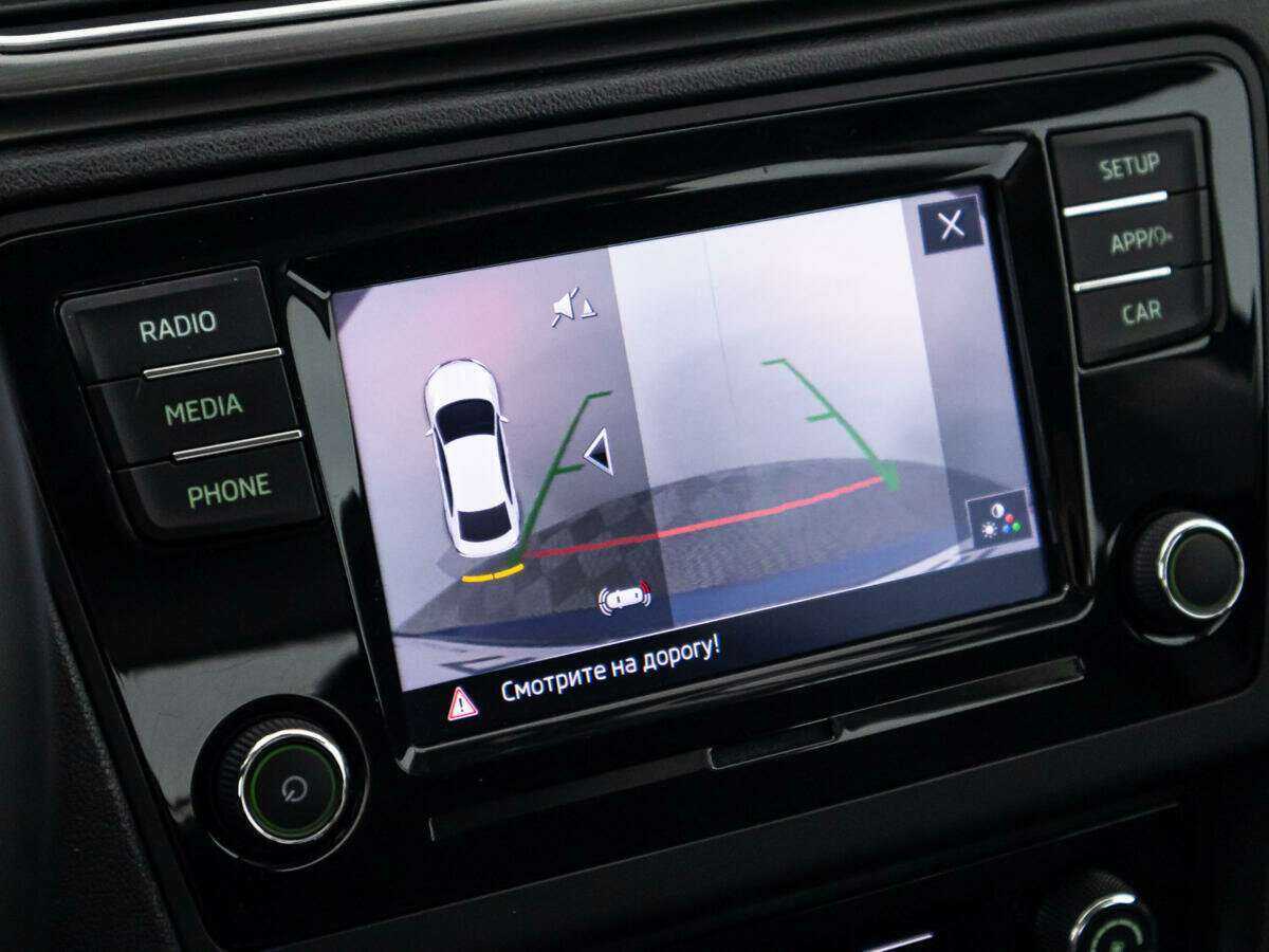 Купить Skoda Rapid с пробегом. Фото: #16