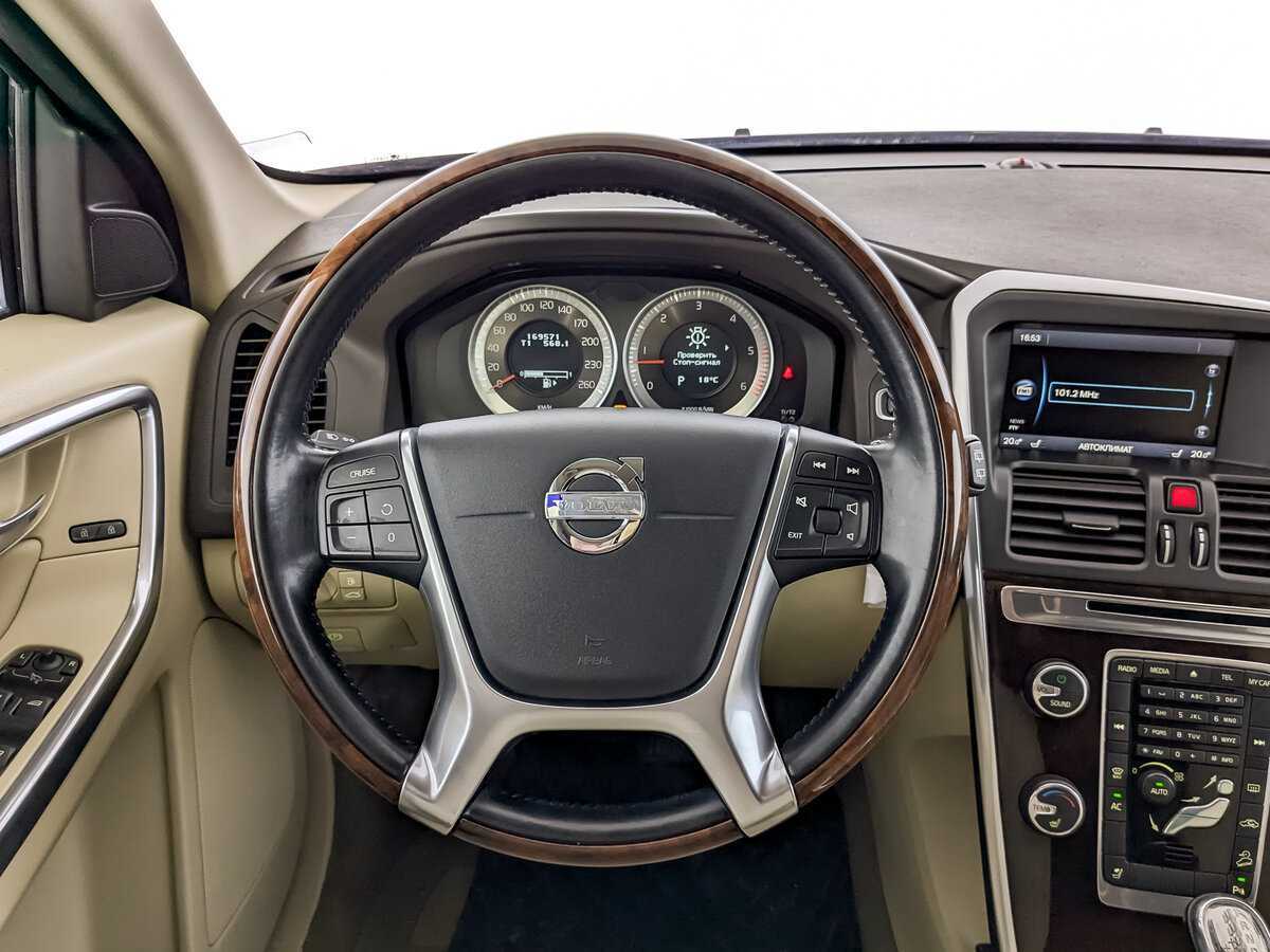 Купить Volvo XC60 с пробегом. Фото: #19