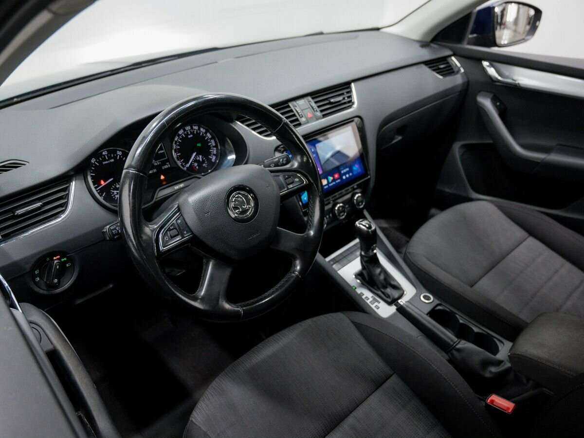 Купить Skoda Octavia с пробегом. Фото: #12
