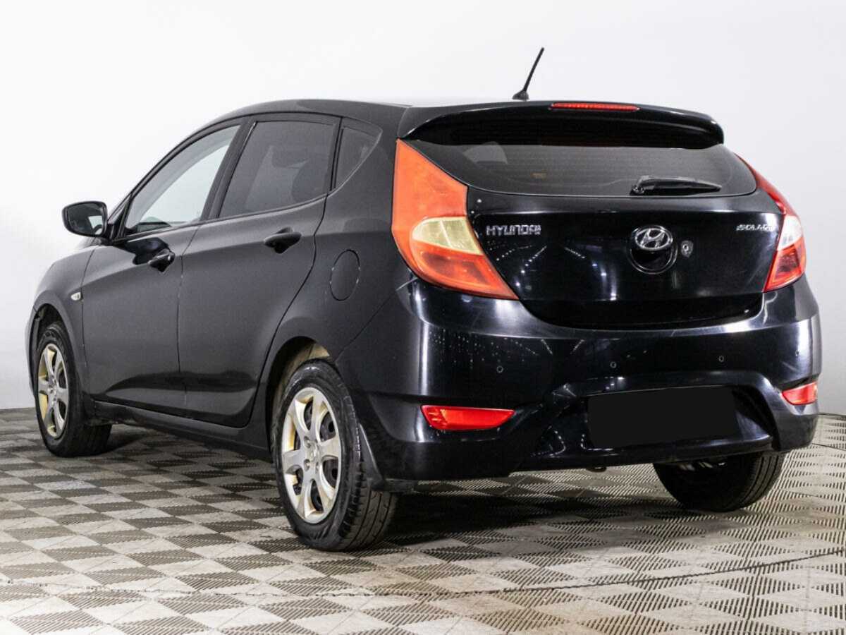 Купить Hyundai Solaris с пробегом. Фото: #6