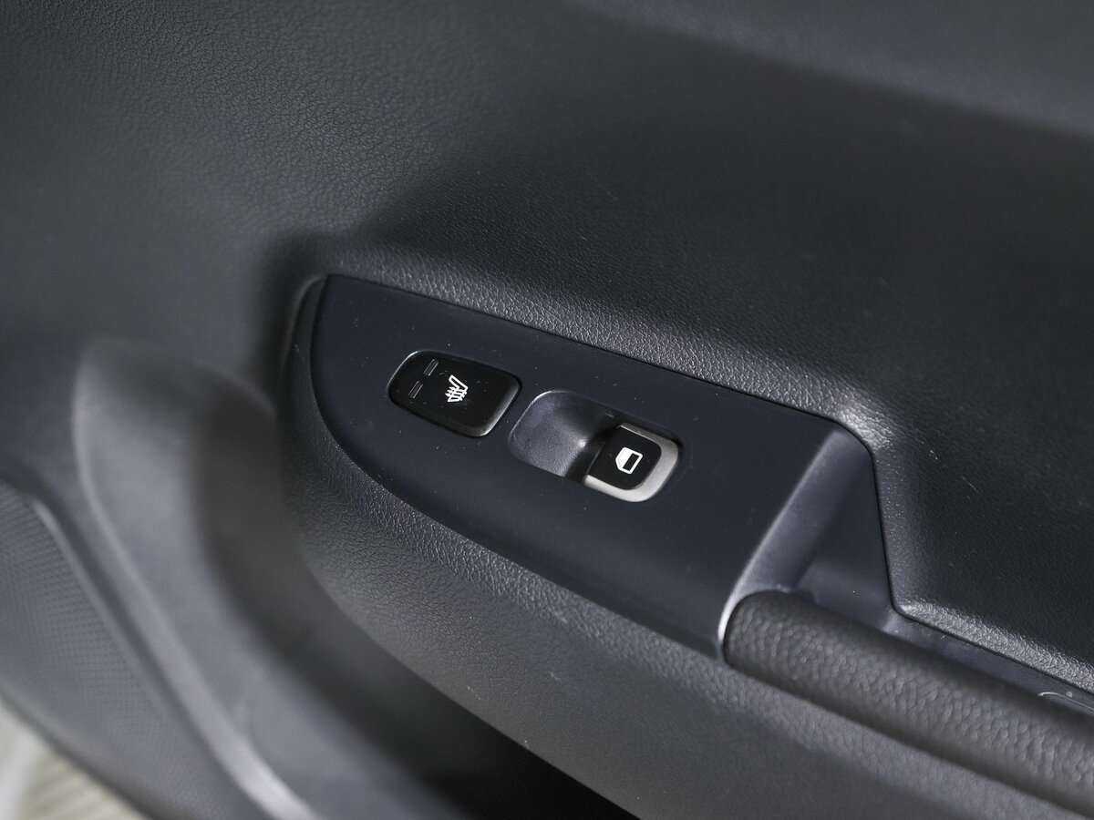 Купить Kia Rio с пробегом. Фото: #18