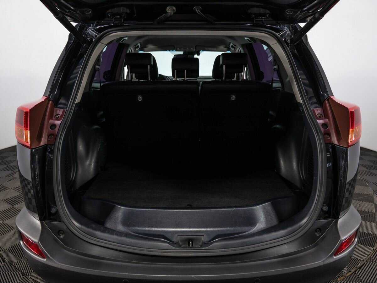 Купить Toyota RAV4 с пробегом. Фото: #21