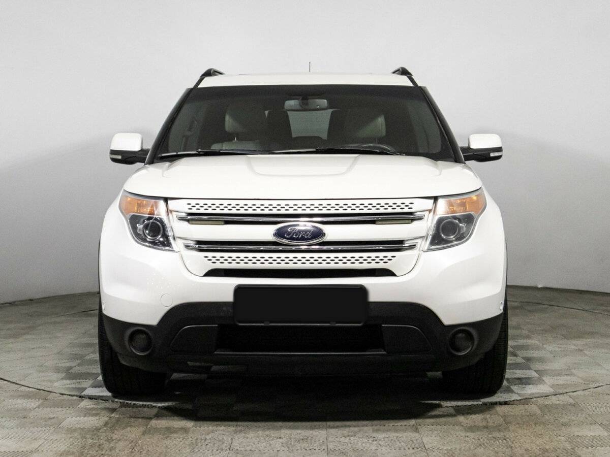 Купить Ford Explorer с пробегом. Фото: #1